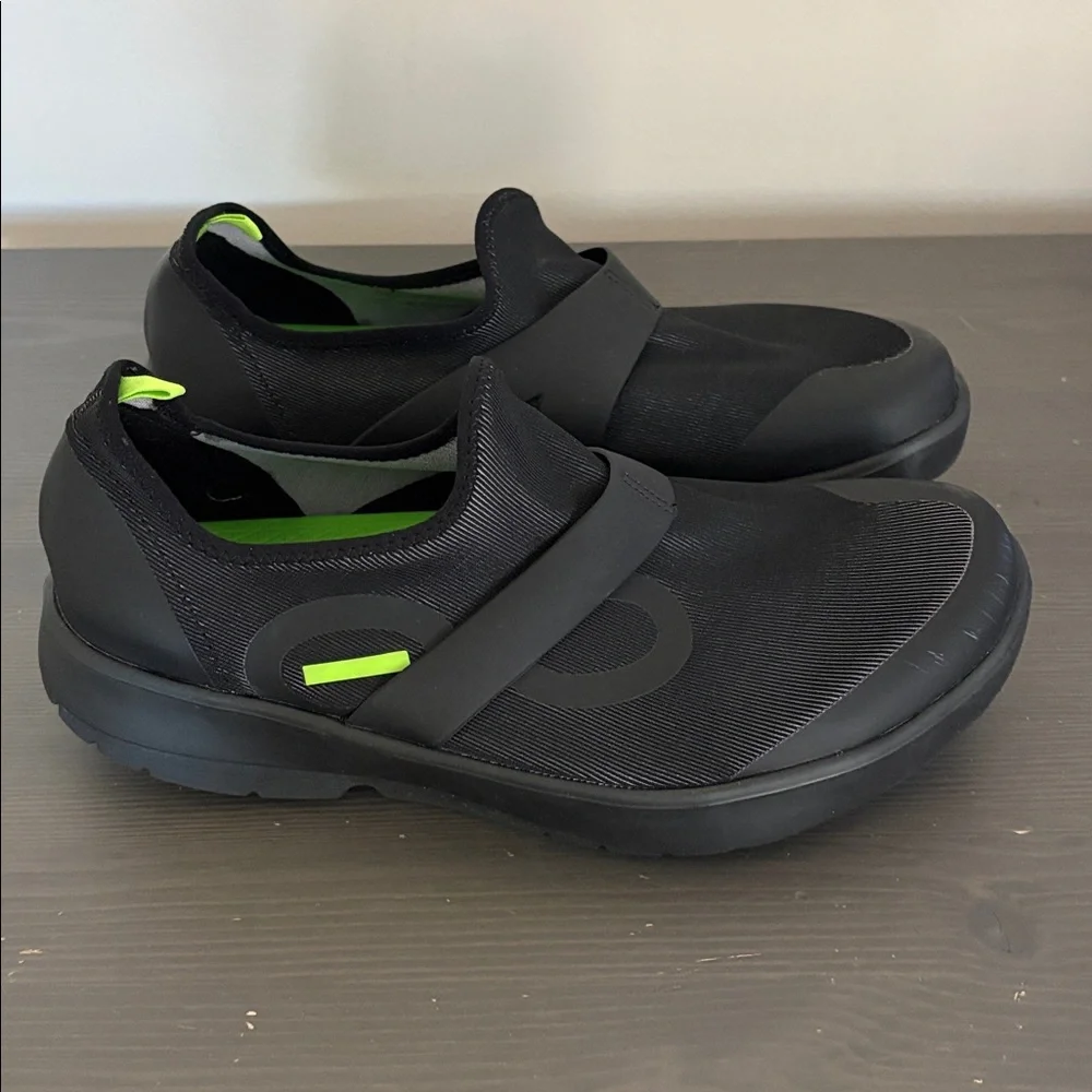 Oofos Oomg‎ Fibre Low Mens 10 Shoes Slip On Sneaker Recovery Black Mesh